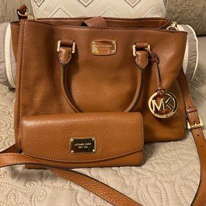 Michael Kors Brown Leather Bag & Wallet